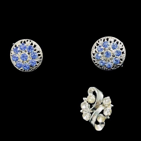 Lot of 5 Silver Tone Screw Back Earrings (5373) - Picture 2 of 8